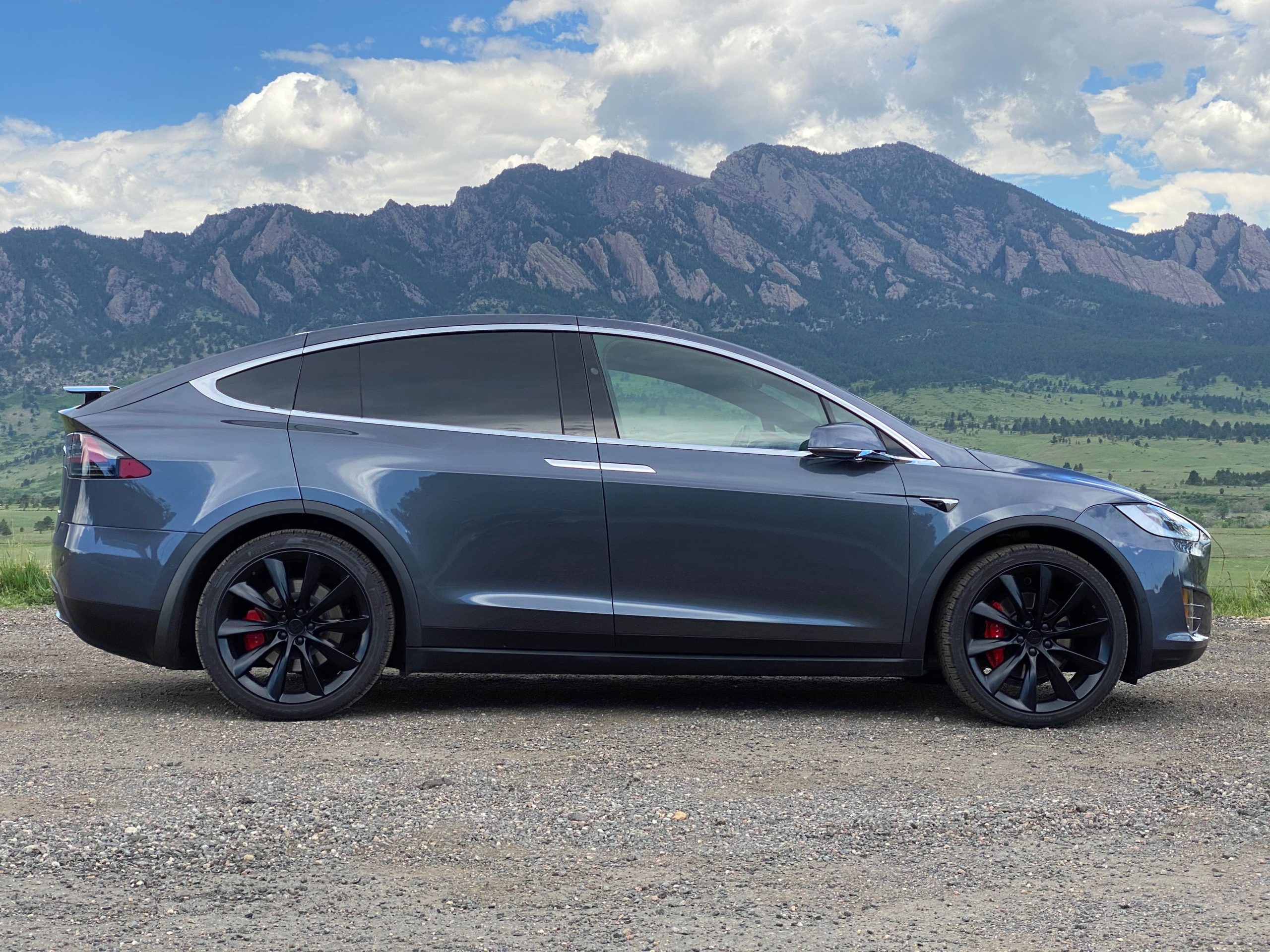 Tesla Model X Performance
